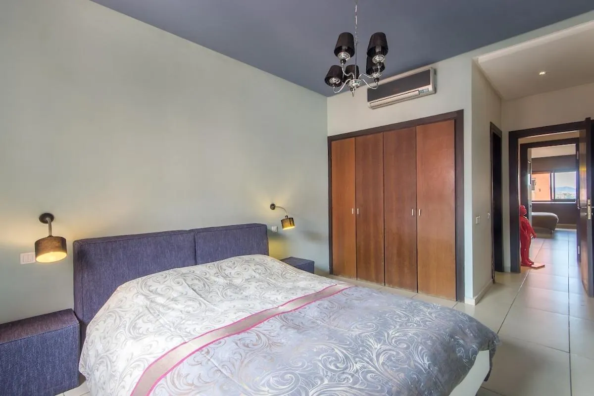 מרקש Apartment With Private Rooftop & Jaccuzzi